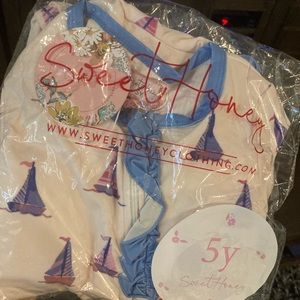 COPY - New with tags SweetHoney Layette 5Y